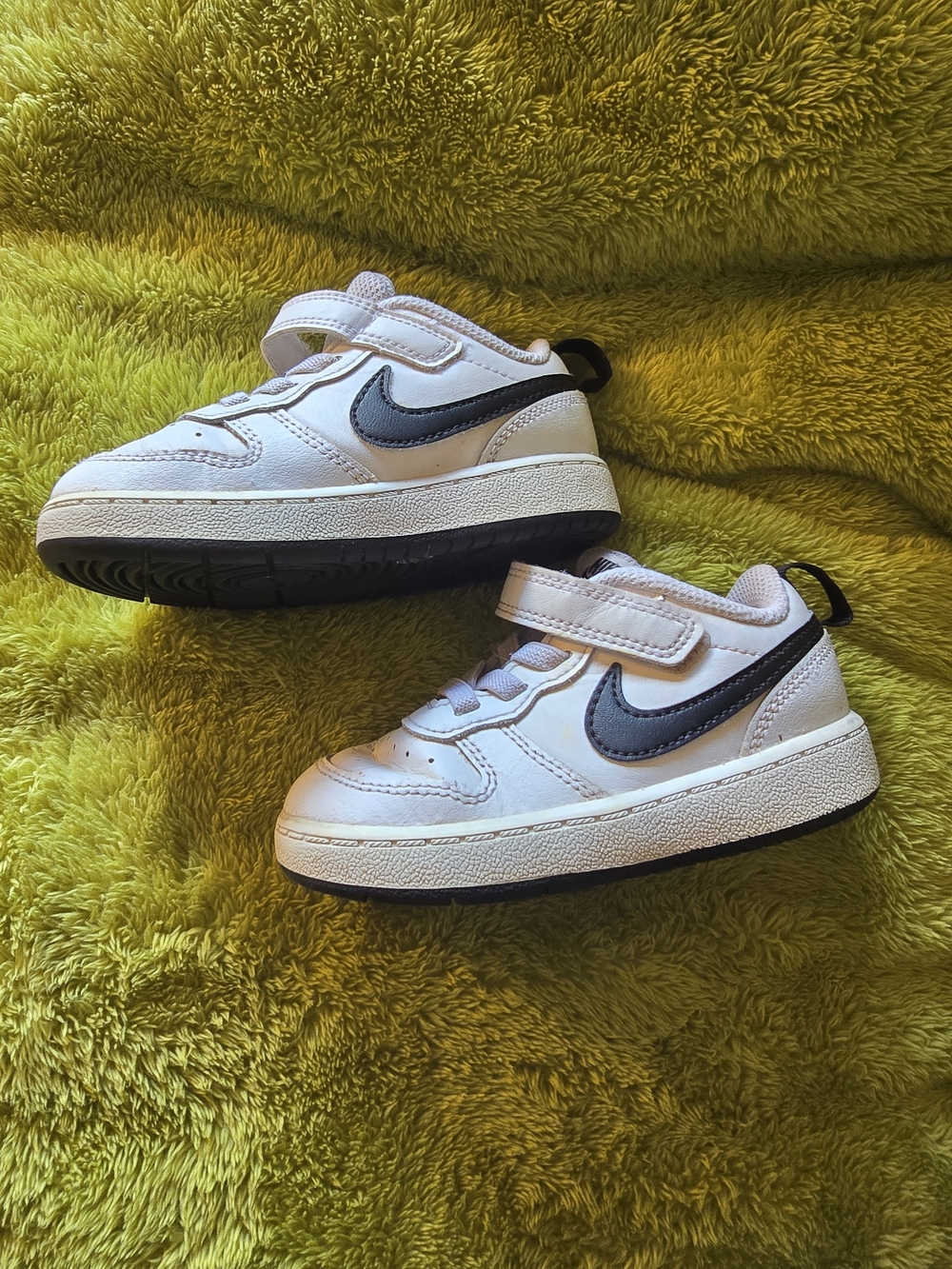 Nike Kids White Sneakers with Black Swoosh Velcro